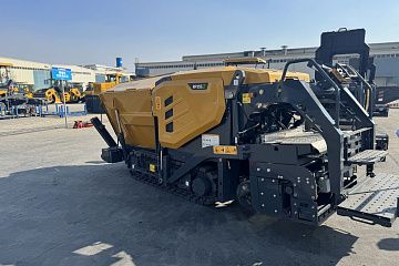 Асфальтоукладчик XCMG RP355