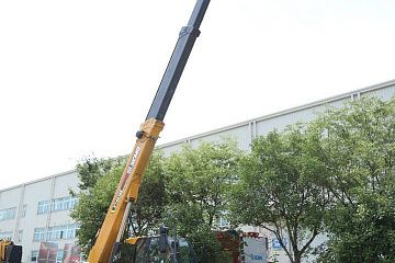 Телескопический погрузчик XCMG XT4014K