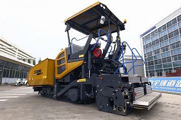 Асфальтоукладчик XCMG RP705
