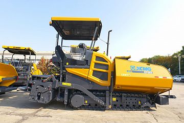 Асфальтоукладчик XCMG RP505