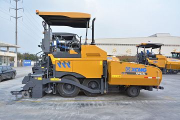Асфальтоукладчик XCMG RP453L