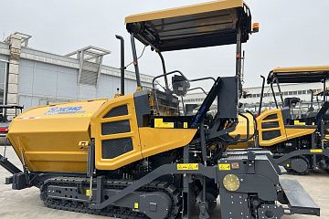 Асфальтоукладчик XCMG RP405