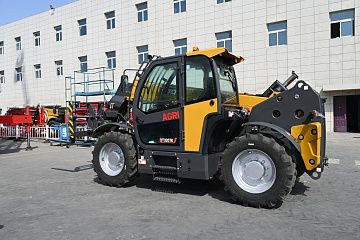 Телескопический погрузчик XCMG XT3207K
