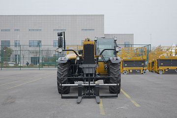 Телескопический погрузчик XCMG XT3514K