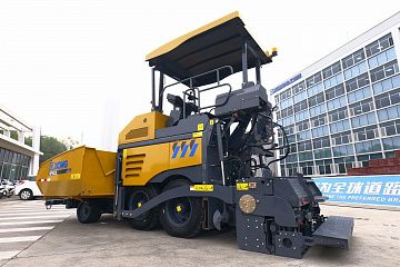 Асфальтоукладчик XCMG RP453L