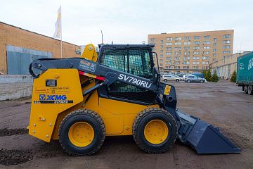 Мини-погрузчик XCMG SV790RU